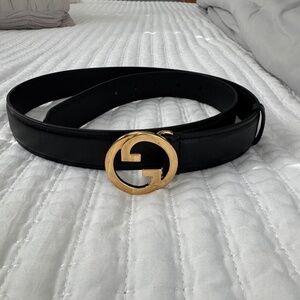 Gucci blondie black leather